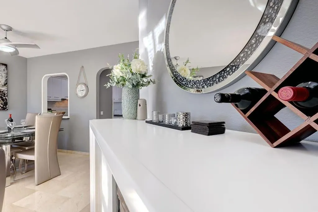 Stylish Penthouse Duplex At Matchroom Country Club Santa Fe de los Boliches Spain