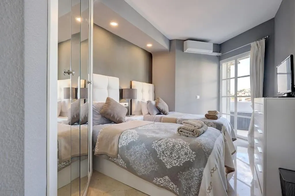 Stylish Penthouse Duplex At Matchroom Country Club Santa Fe de los Boliches Spain