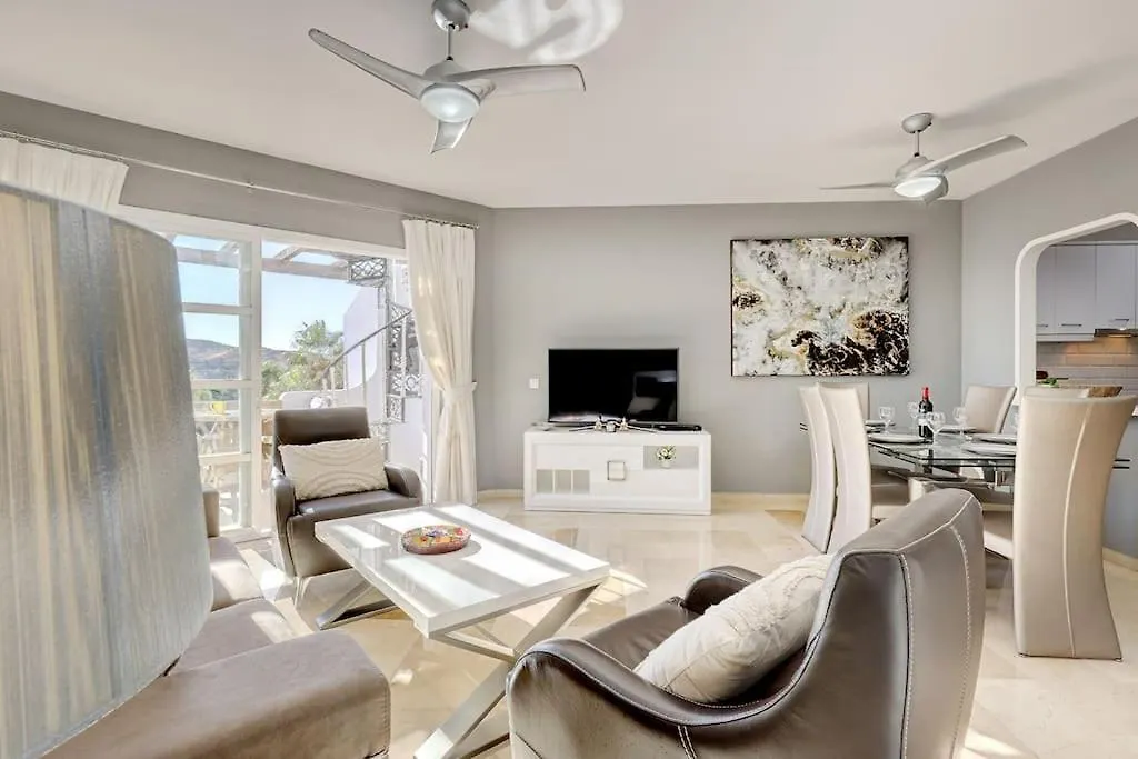 Stylish Penthouse Duplex At Matchroom Country Club Santa Fe de los Boliches 0*,