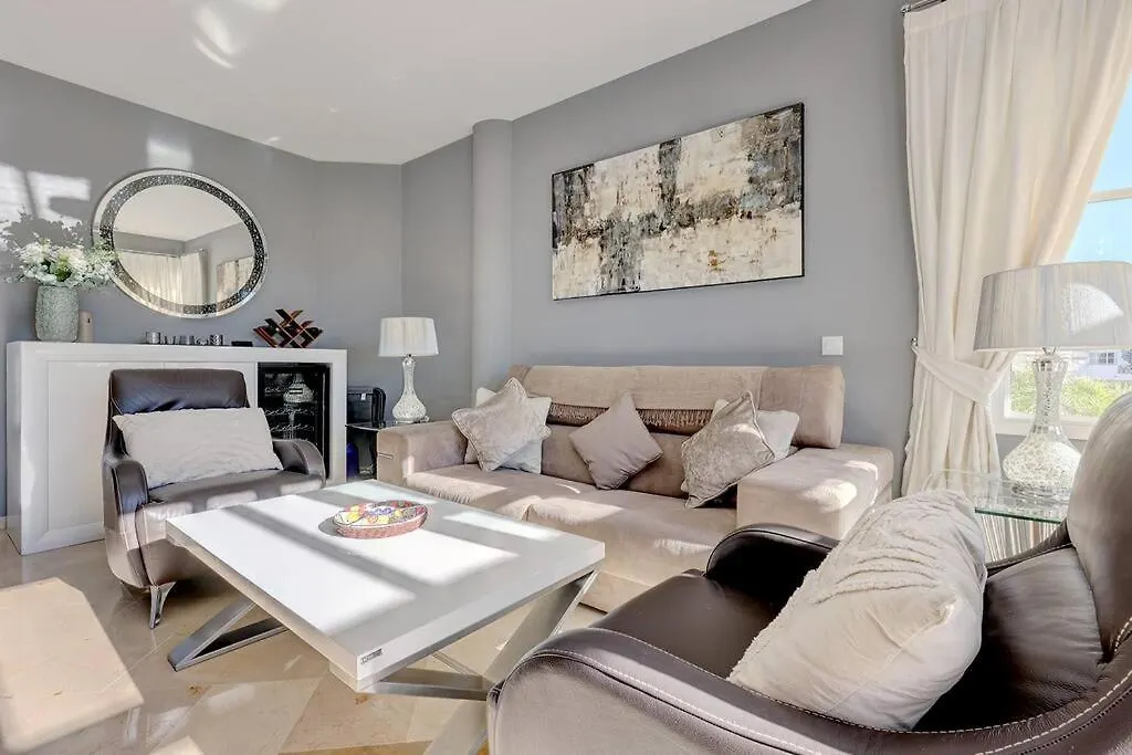 Stylish Penthouse Duplex At Matchroom Country Club Santa Fe de los Boliches Spain